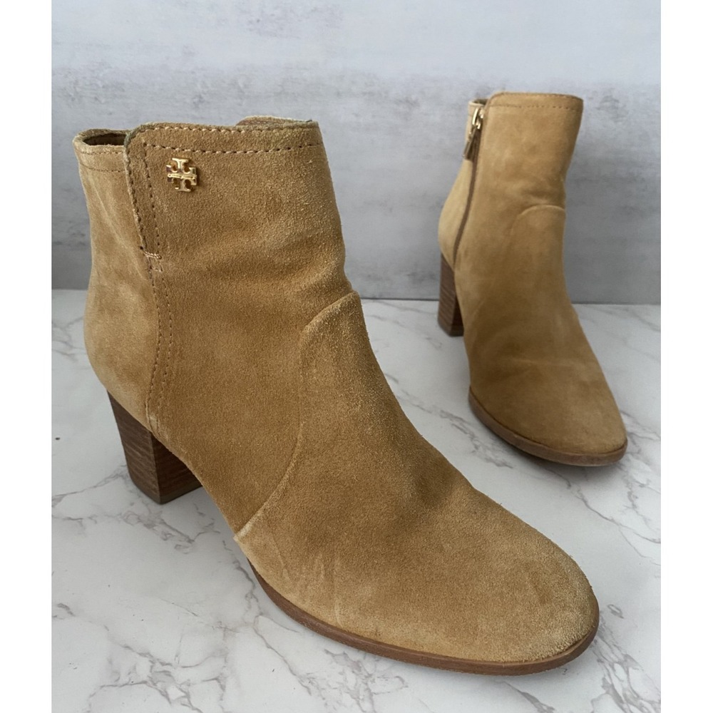 Tory Burch Sabe Ankle Boots Sz 8M Camel Suede Logo Mid Block Heel